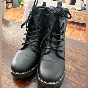 Girls Black Lace-Up Ankle Boots size 4